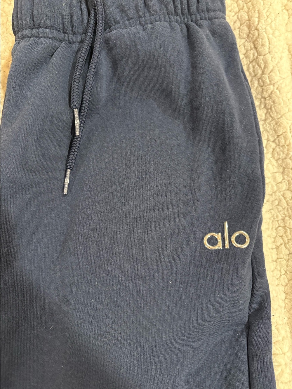 ALO Accolade Navy Sweatshirt and Sweatpant Activewear Set Size Small Unisex